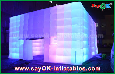 خيمة قابلة للنفخ في الهواء الطلق PVC مغلفة بمكعب عملاق قابل للنفخ مع ضوء تغيير اللون / منفاخ الهواء